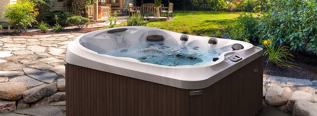 5 Tips to Stay Cool in Your Hot Tub